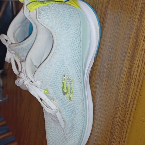 Sketchers Memory Foam Sneakers,  white & turquoise,  size 9.5 - Picture 5 of 8